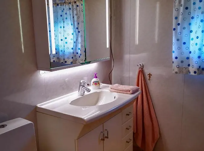 ロッジ Iverhjelen Near Atlantic Road